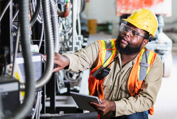 Best Emergency Electrical Repair  in Kearney, MO